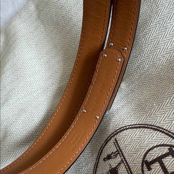 Hermes Taupe and Black Leather Belt Bag - Picture 2 of 4